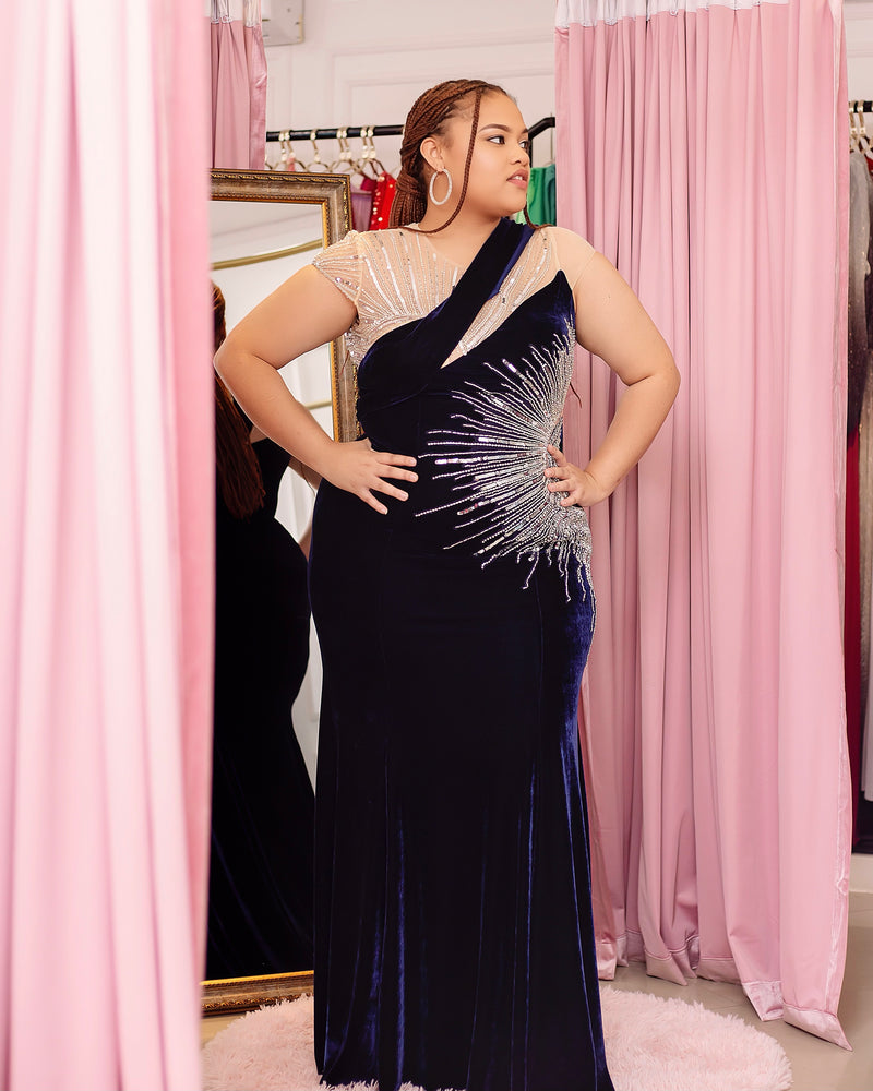 Plus Velvet Embroidered Gown (XL)