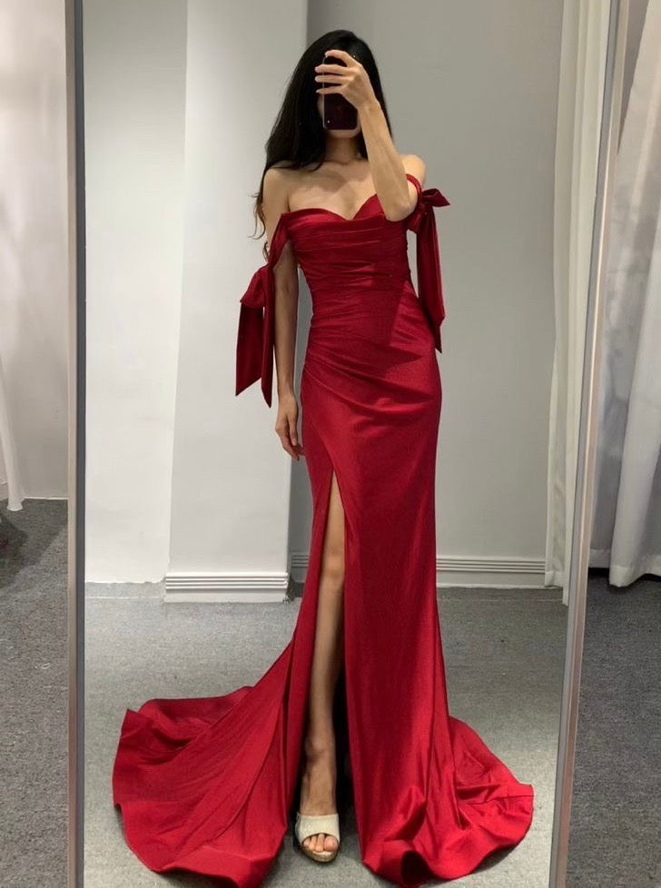 Lady in Red Maxi (M)