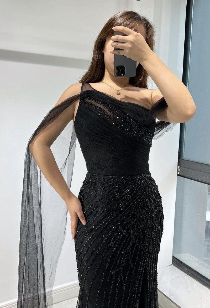 Fancy Embroidered Black Gown (XS)
