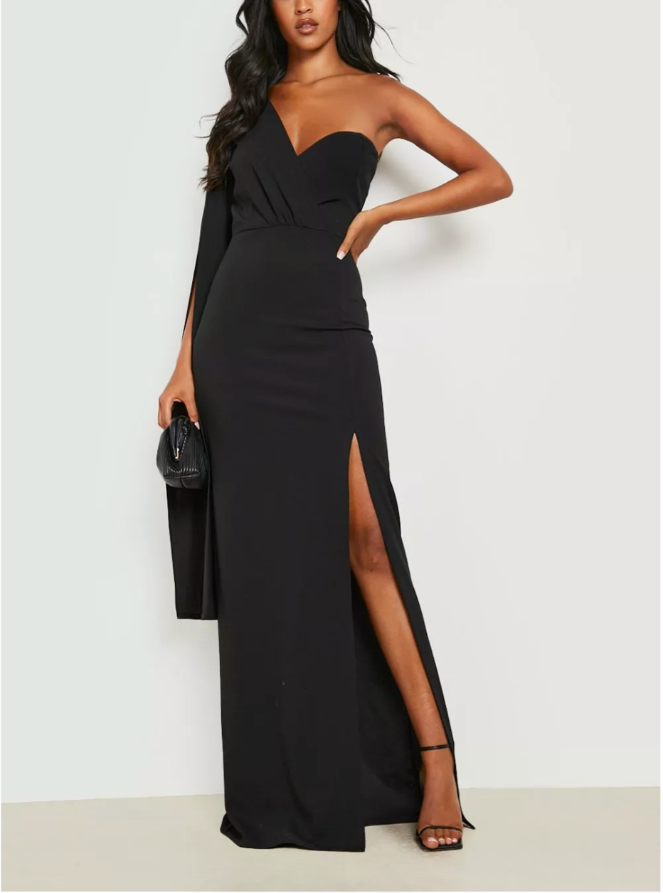 Plus Black Cape Maxi Dress (XXL) – Teu Closet
